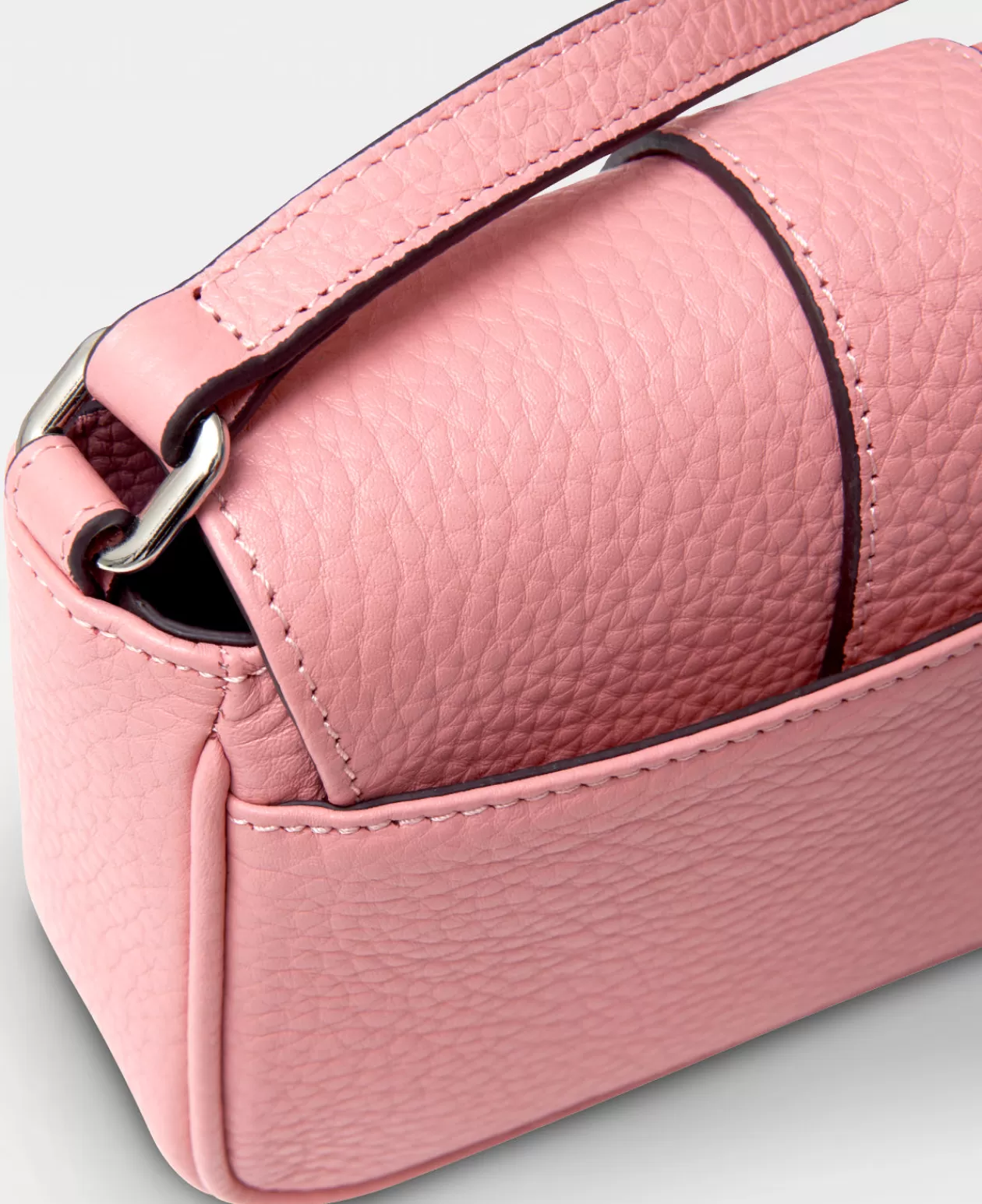 Decadent Copenhagen Crossbody<April Candy Pink