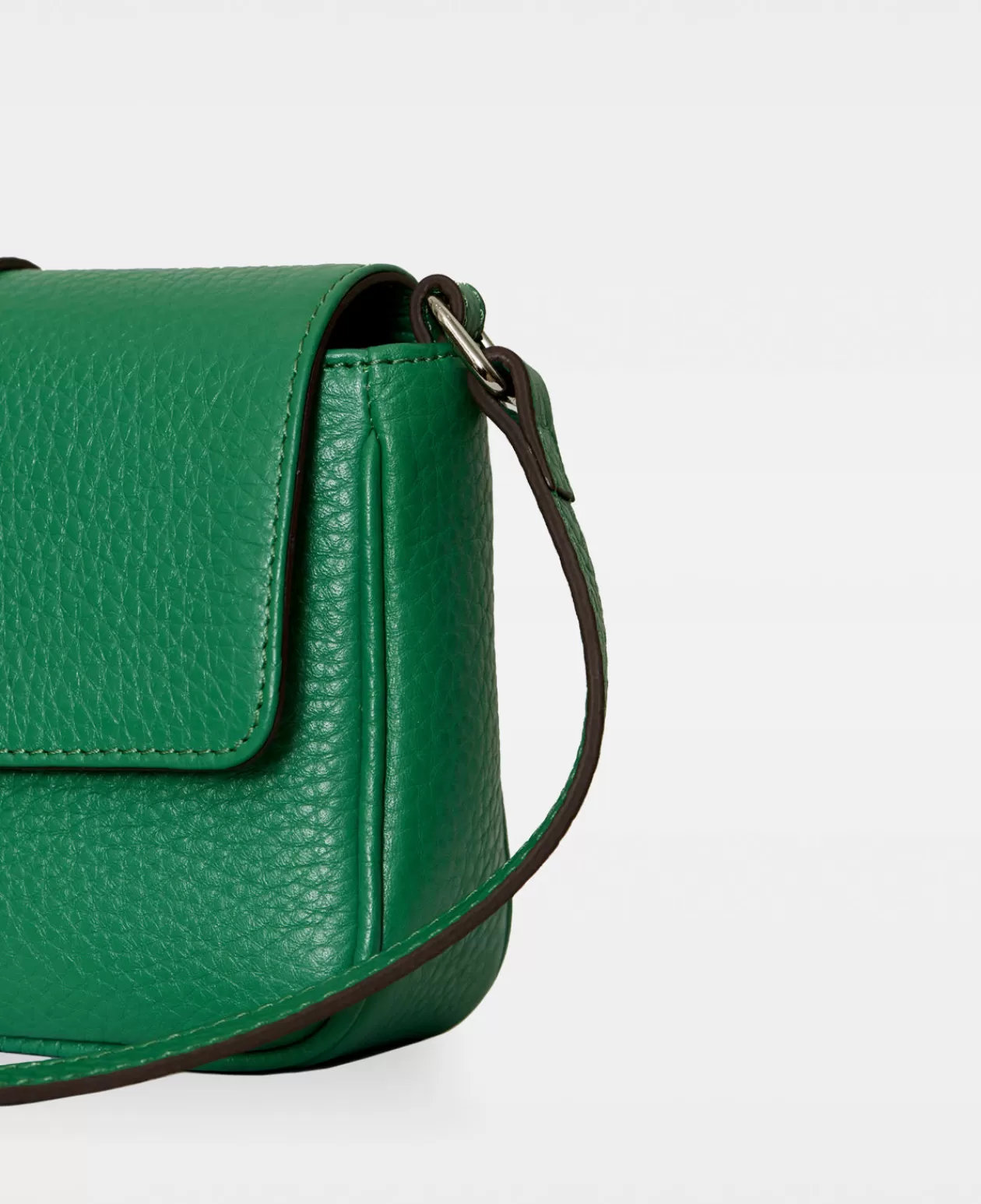 Decadent Copenhagen Crossbody<April Spring Green