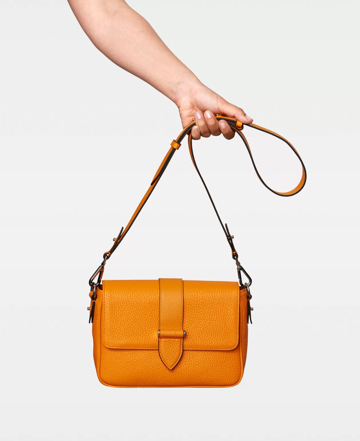 Decadent Copenhagen Crossbody<Nicky Apricot Orange