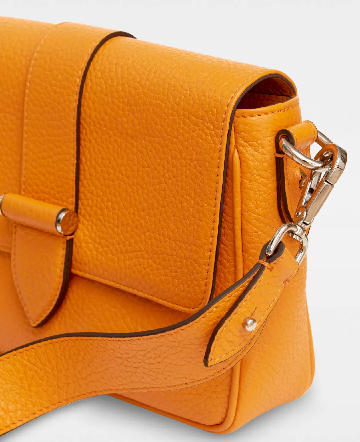 Decadent Copenhagen Crossbody<Nicky Apricot Orange